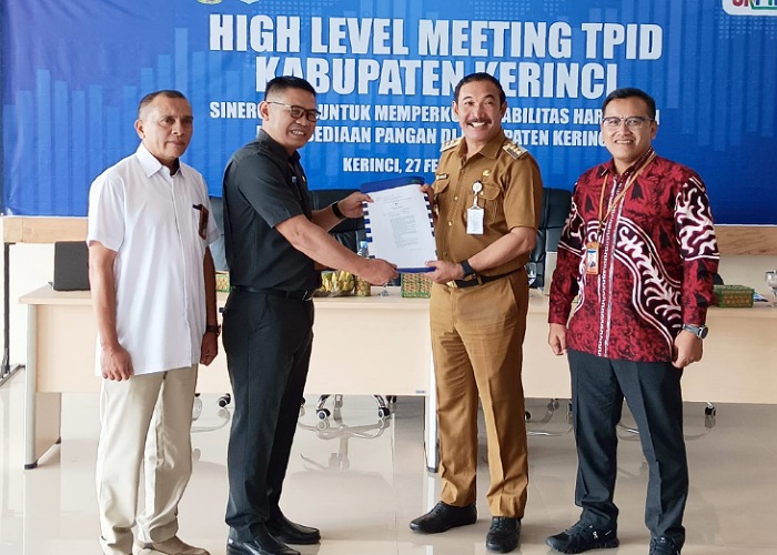 Pj. Bupati Kerinci Asraf Buka High Level Meeting TPID