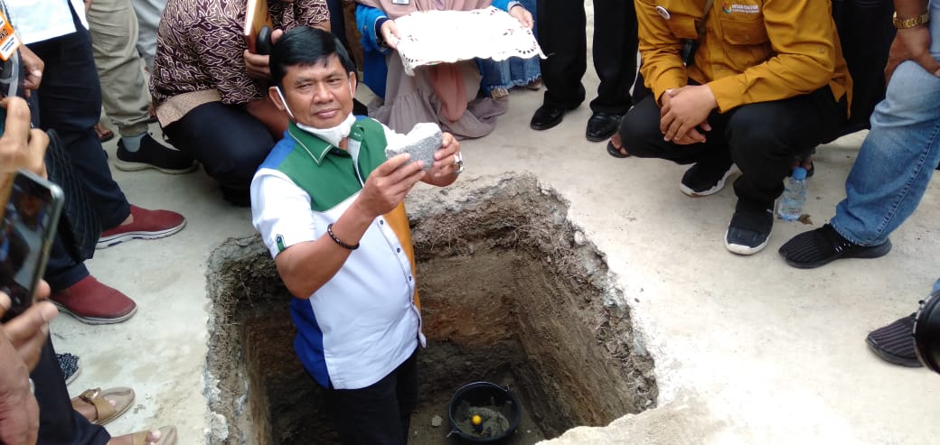 Syafril Nursal Lakukan Peletakan Batu Pertama Pembangunan masjid Jami An- Nur