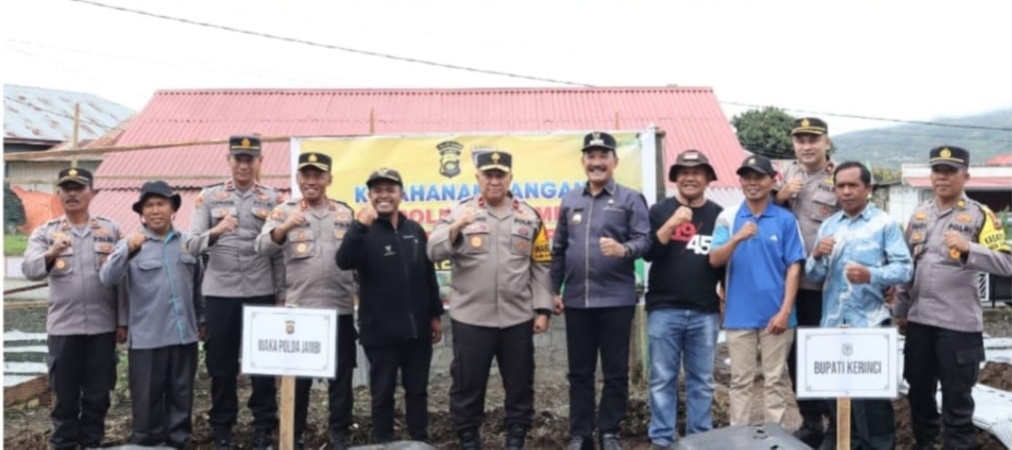 Pj Bupati Kerinci dan Waka Polda Jambi Tinjau Ketahanan Pangan Polres Kerinci