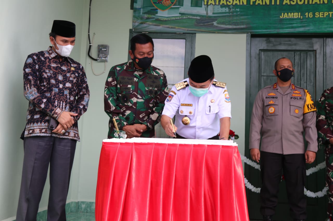 Gubernur Jambi Alharis Siapkan Bantuan dan Pendidikan Anak Panti Asuhan