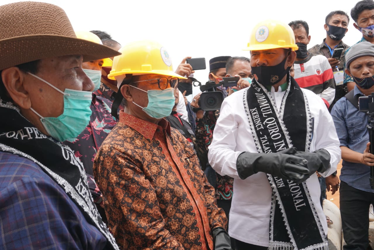 Fachrori dan Syafril Letakkan Batu Pertama Pembangunan Kota Santri Internasional Di Kerinci