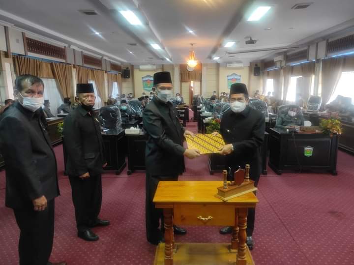 LKPJ Walikota Sungai Penuh Tahun 2020 diterima DPRD Kota Sungai Penuh