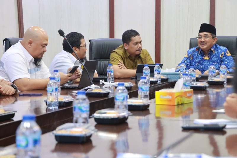 Bupati Anwar Sadat Pimpin Rakor Pembangunan Jargas Rumah Tangga