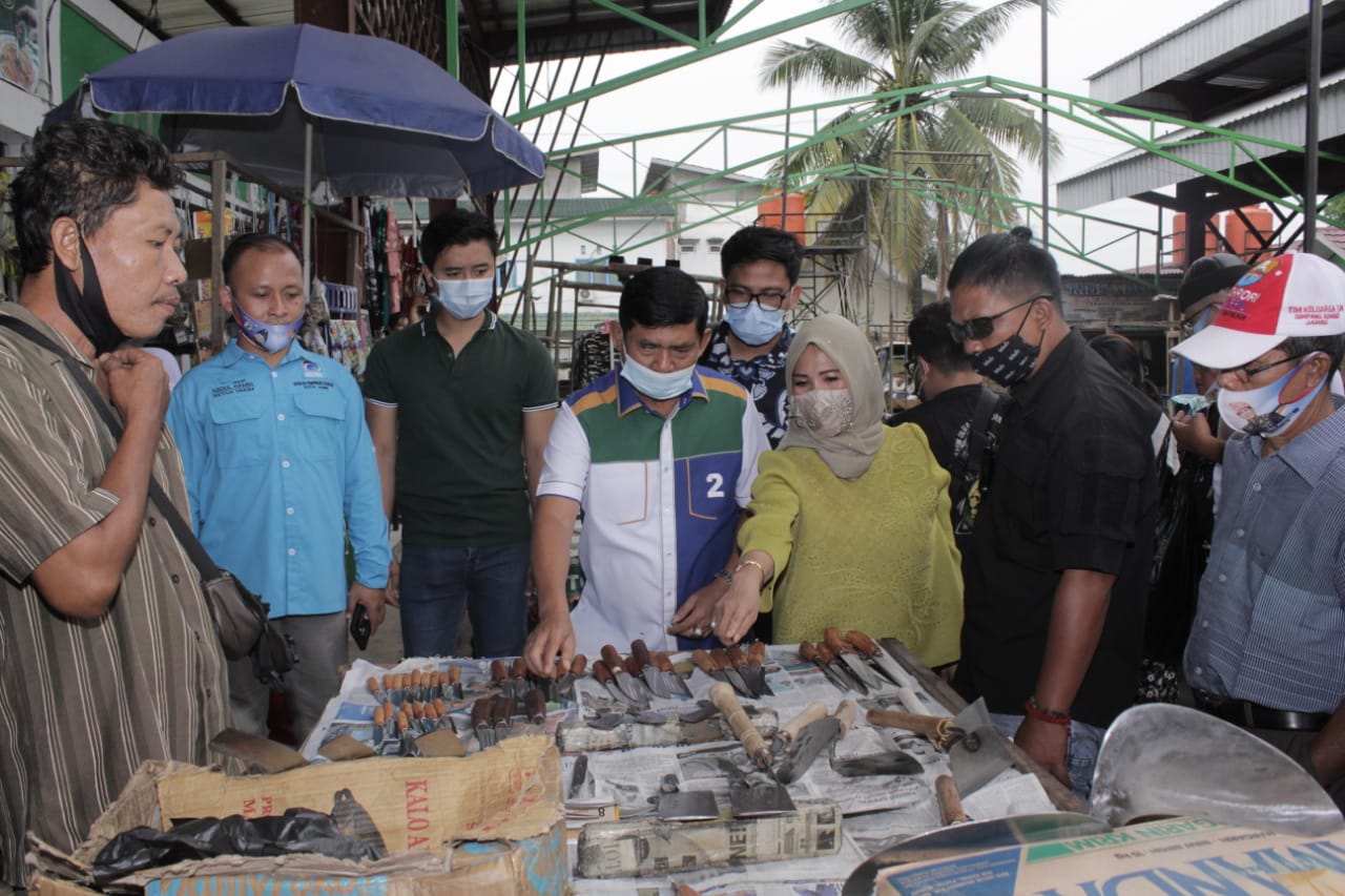 Perhatikan Fasilitas Pasar Aurduri, Pedagang Wajib Coblos Fachrori-Syafil