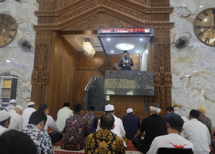 Bupati Anwar Sadat Ajak Masyarakat Perbaiki Shalat di Tengah Kesibukan