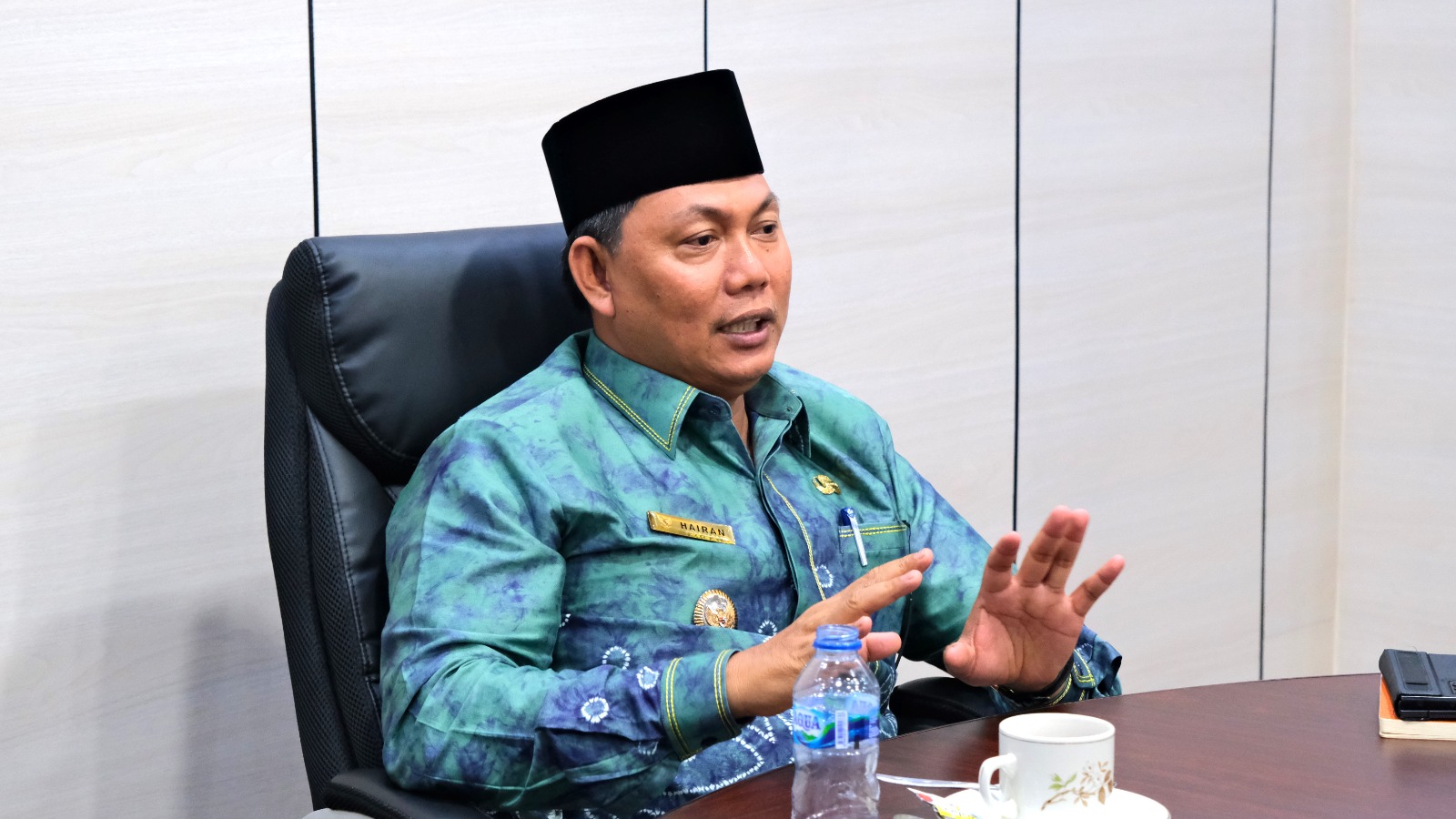 Wabup Harian Pimpin Rapat Peran Perusahaan Terhadap Pelaksanaan Pembangunan di Kabupaten Tanjab Barat