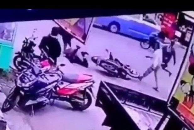 Viral Dimedsos,  Video Pengeroyokan Petugas Perbaikan ATM oleh Tukang Parkir