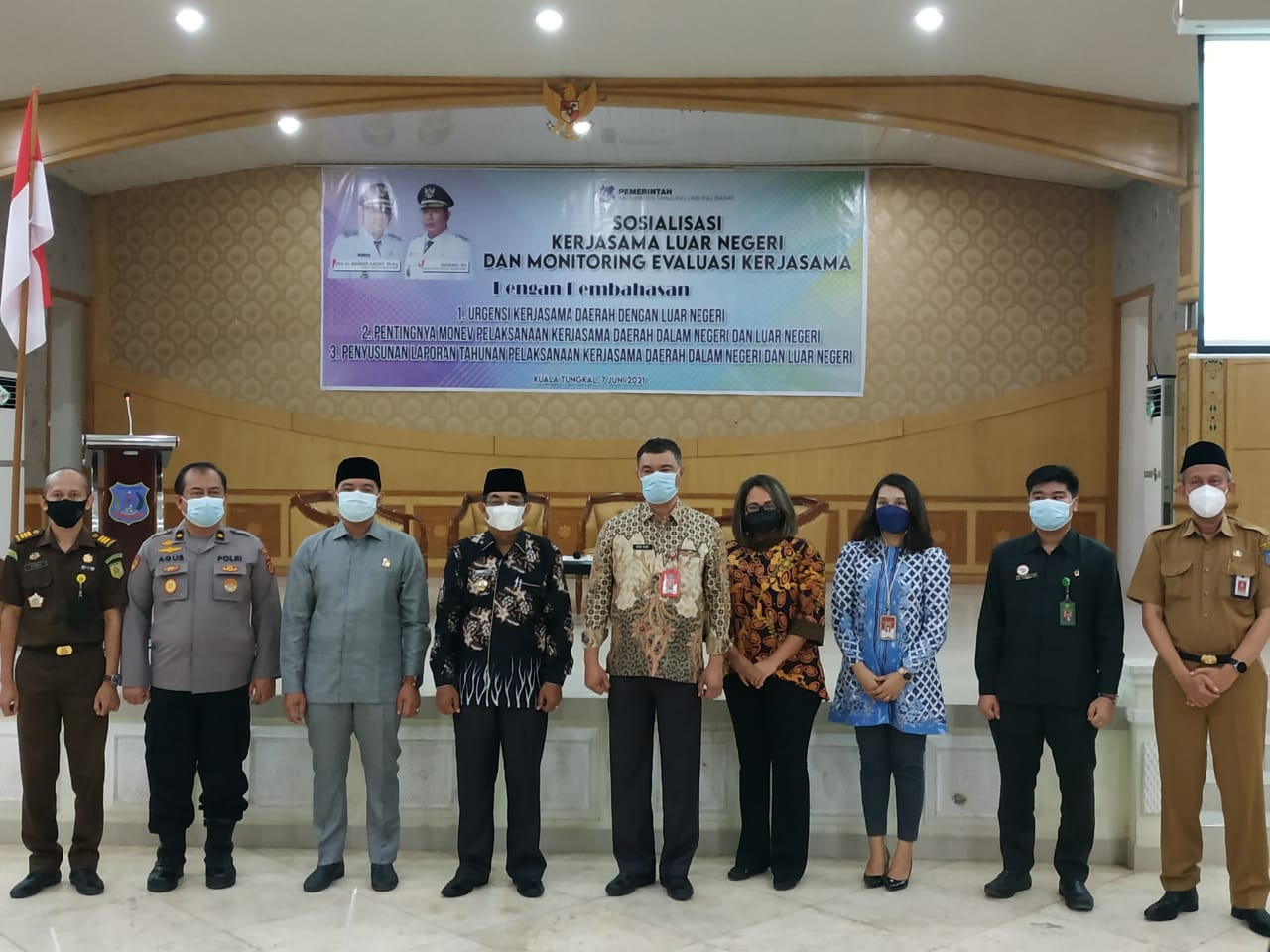 Bupati UAS Buka Sosialisasi Kerjasama Luar Negeri dan Monitoring Evaluasi Kerjasama