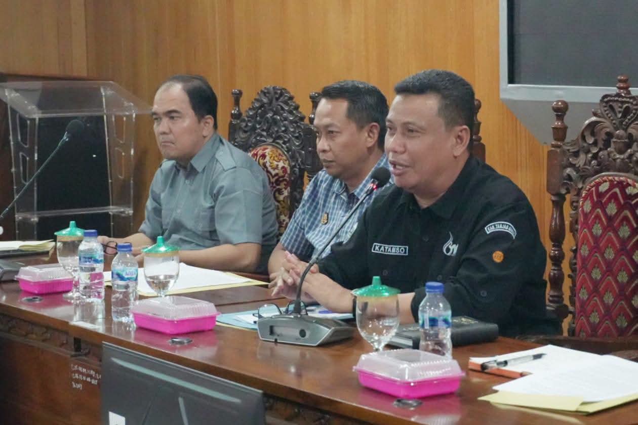Pemkab Tanjab Barat Mediasi Konflik Lahan Warga dengan PT WKS, Wabup Katamso Dorong Penyelesaian Damai