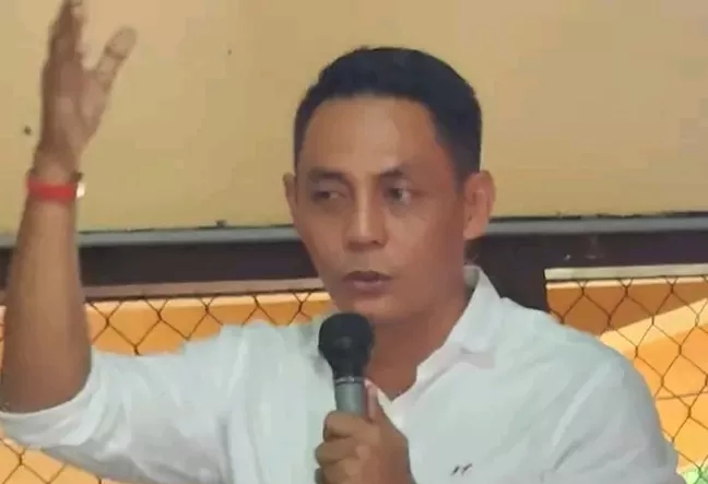 Jambi,  - Ketua DPRD Provinsi Jambi, Edi Purwanto turun ke lokasi yang dikeluhkan oleh warga dan melihat bagaimana kondisi pengikisan yang terjadi.   Ketua DPRD Provinsi Jambi Edi Purwanto cukup priha