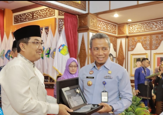 Anwar Sadat Lakukan MoU Dengan Kemenkumham Provinsi Jambi