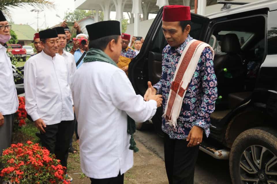 Gubernur Al Haris Undang Ustad Abdul Somad ke Jambi