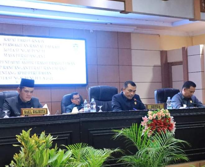 Raperda Perubahan APBD Kota Sungai Penuh Tahun 2023 Disahkan Dewan.