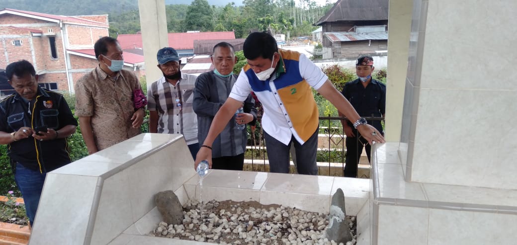 Calon Wakil Gubernur Jambi Syafril Nursal Ziarah Ke Makam Depati Parpo