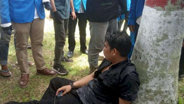 Demontrasi Mahasiswa Jambi Berujung Ricuh