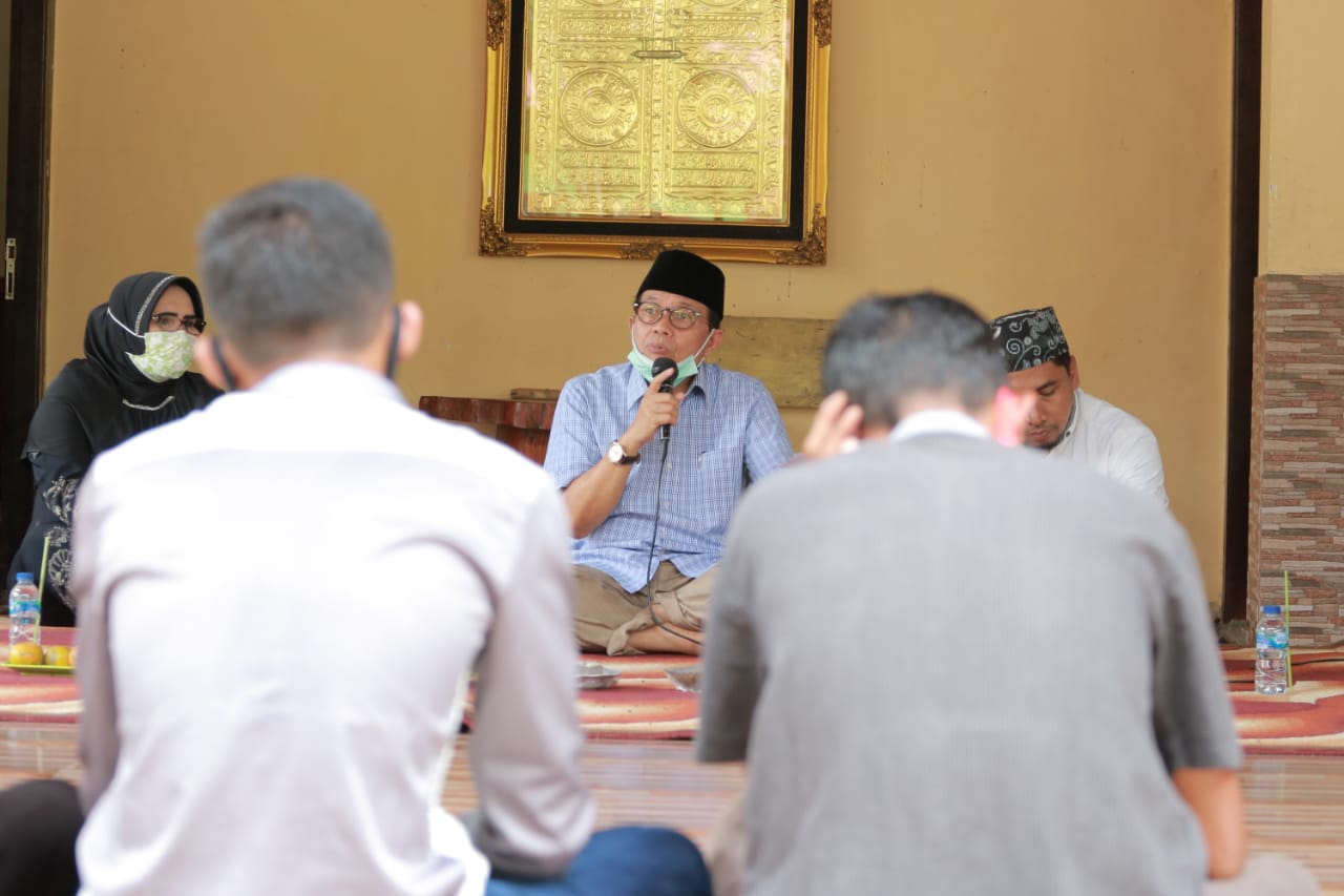 Fachrori Gempur Basis Lawan
