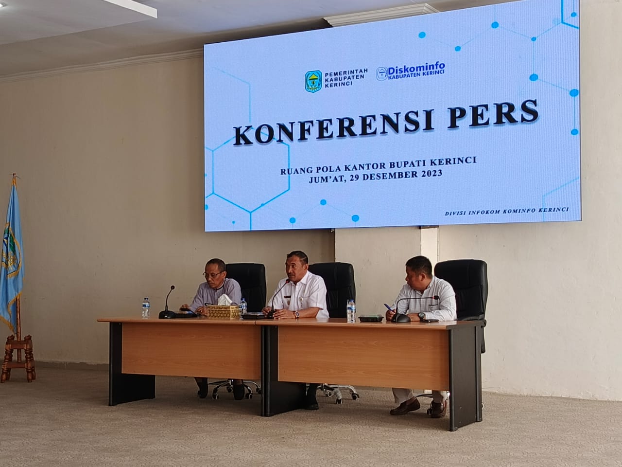 Menyikapi Kisruh PPPK, Pj Bupati Asraf Gelar Konferensi Pers