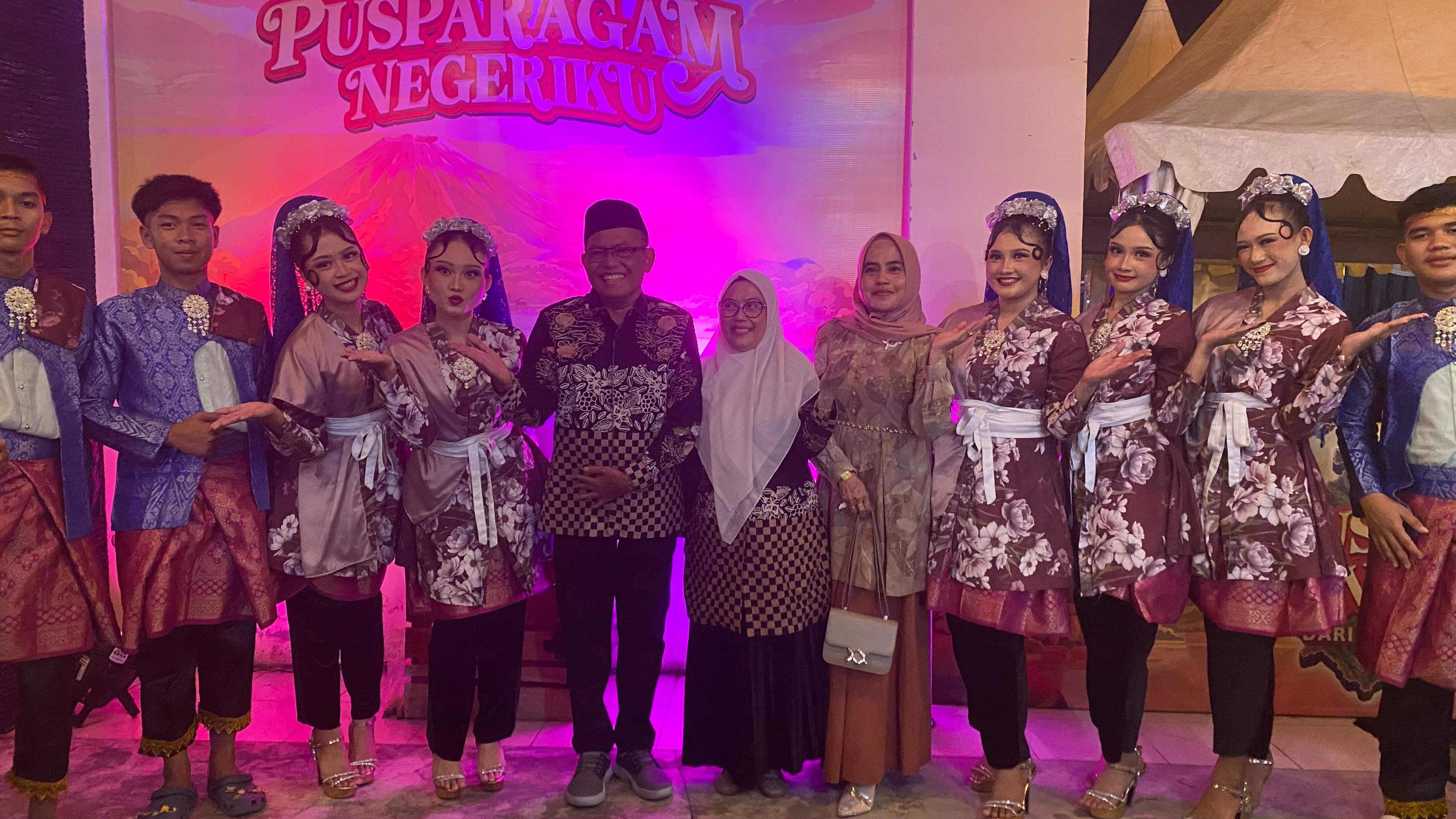 Sanggar Pinang Merah Harumkan Tanjung Jabung Barat di Panggung Jambi