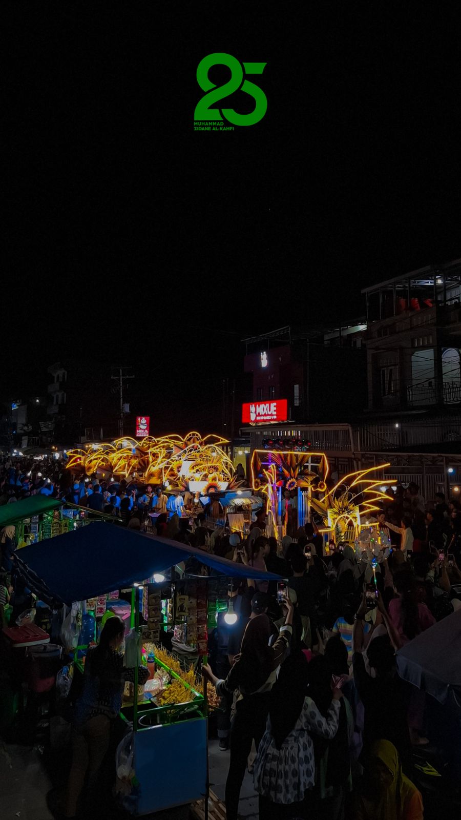 Jaga Tradisi Tetap Relevan, Banten X Arumi Jadi Primadona Festival Arakan Sahur Tanjab Barat