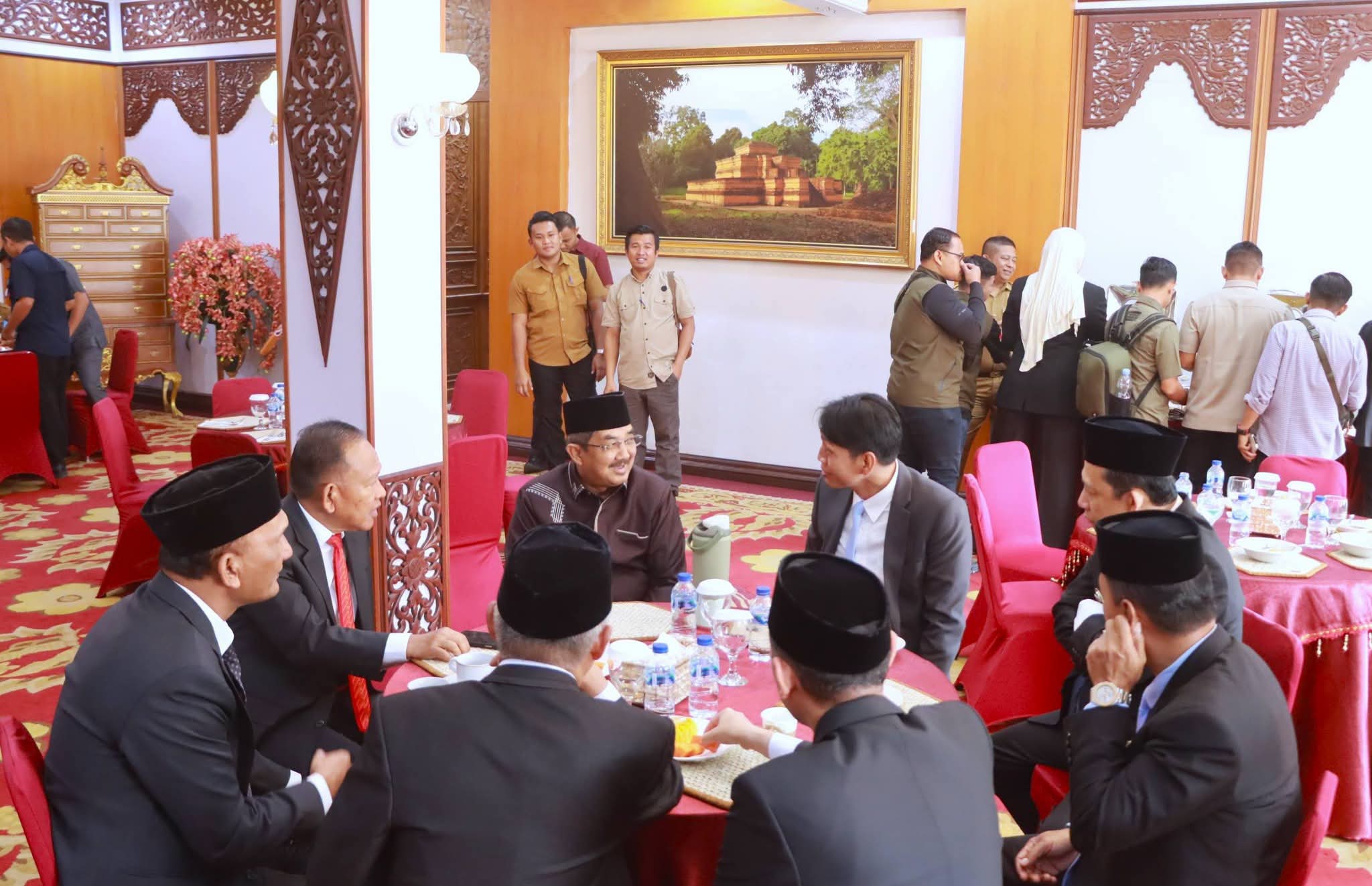 Bupati Anwar Sadat Hadiri Pengukuhan Kepala BPKP Provinsi Jambi