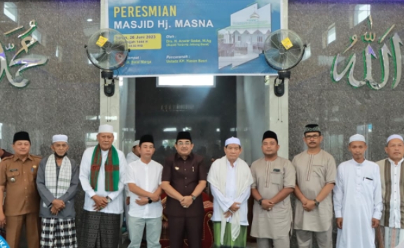 Bupati Hadiri Sekaligus Meresmikan Masjid Hj. Masnah 