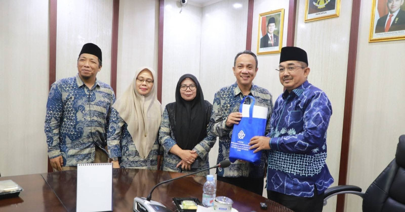 Bupati Anwar Sadat Terima Audiensi Fakultas Ushuluddin UIN STS Jambi