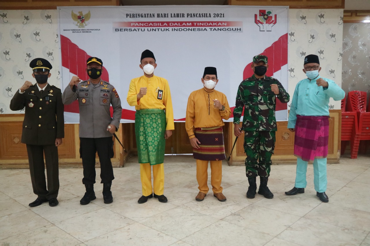 Sekda Tanjab Barat Hadiri Upacara Peringatan Hari Lahir Pancasila